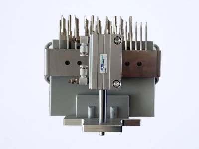 HH304E三相直接式表座（165x50孔距,流水線(xiàn)氣動(dòng)）