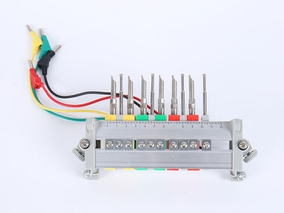 HH2018A三相鋁合金背出線(xiàn)表座帶電壓端子（6滑塊,165孔距，M8螺桿）